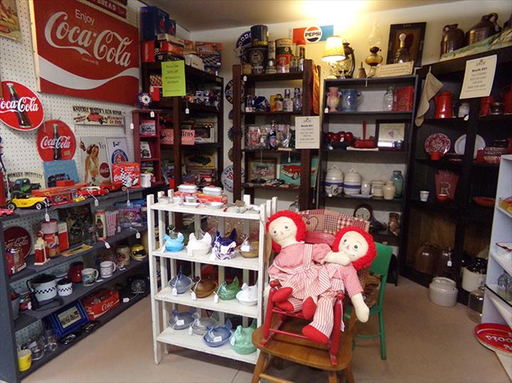 The Wagon Flea Market Murray, KY